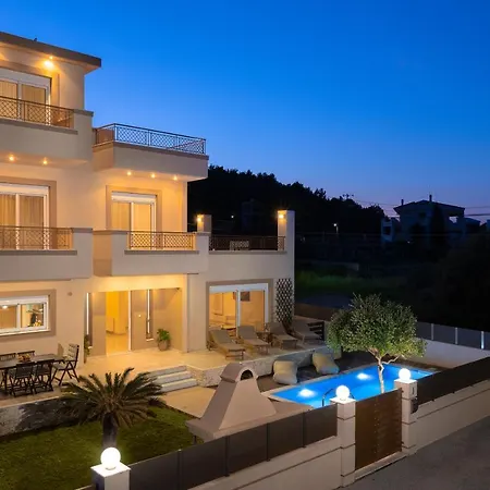 Villa Chrissiida *